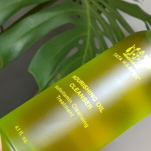 NWOT Tata Harper Nourishing Oil cleanser 4.1 Fl Oz.